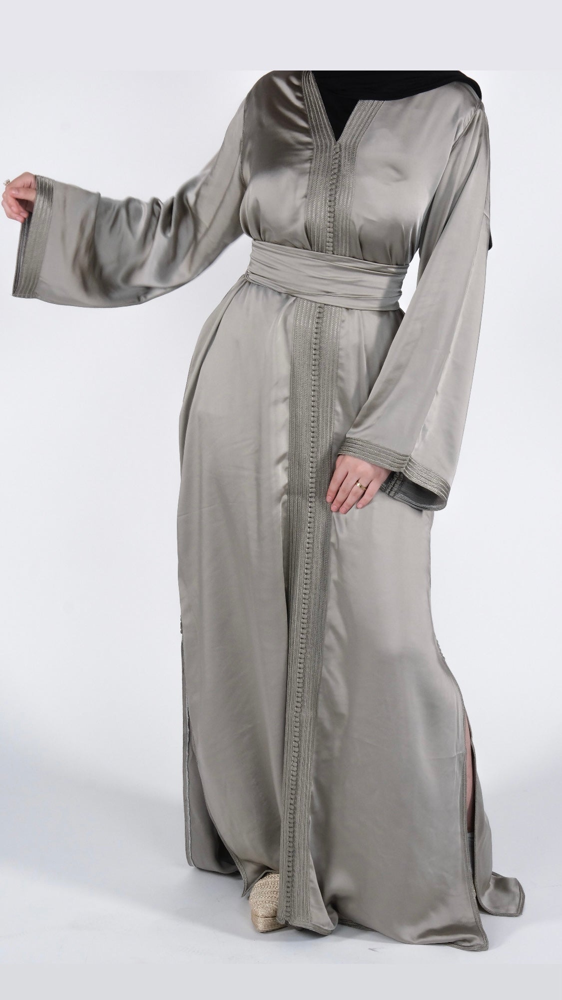 The Caftan Line